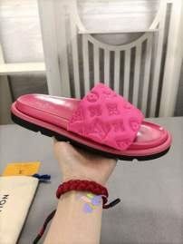 Picture of Louis Vuitton Slippers _SKULVsz35-44JX0112367